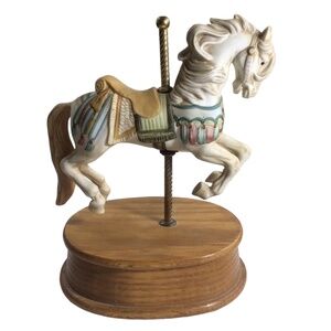 Vintage 1984 Willitts Design CAROUSEL HORSE Porcelain Figurine Wooden Stand